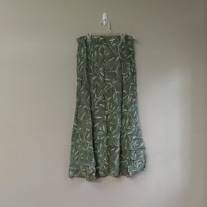Kasper & Co Green Flower Maxi Skirt